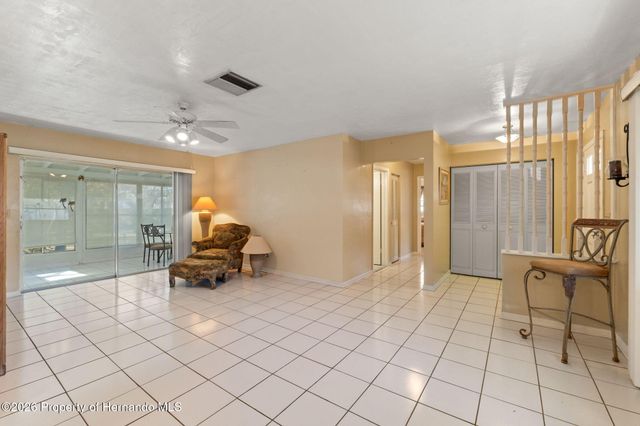 7222 Holiday Drive, Spring Hill, FL 34606