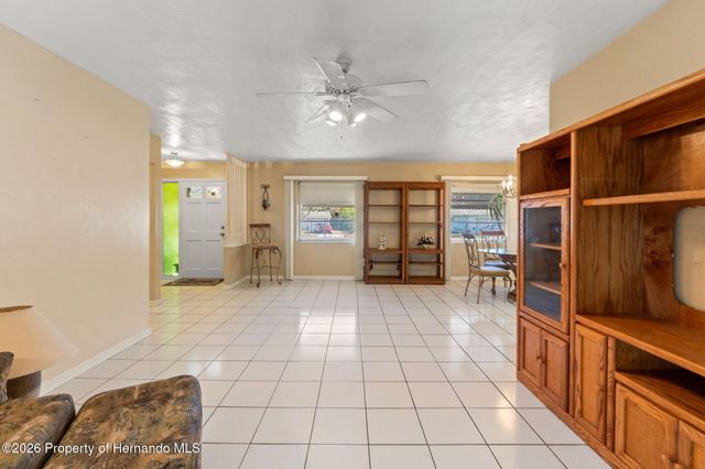 7222 Holiday Drive, Spring Hill, FL 34606