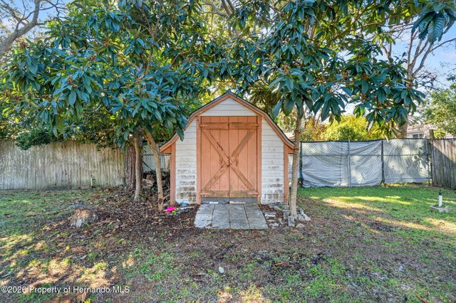 7222 Holiday Drive, Spring Hill, FL 34606