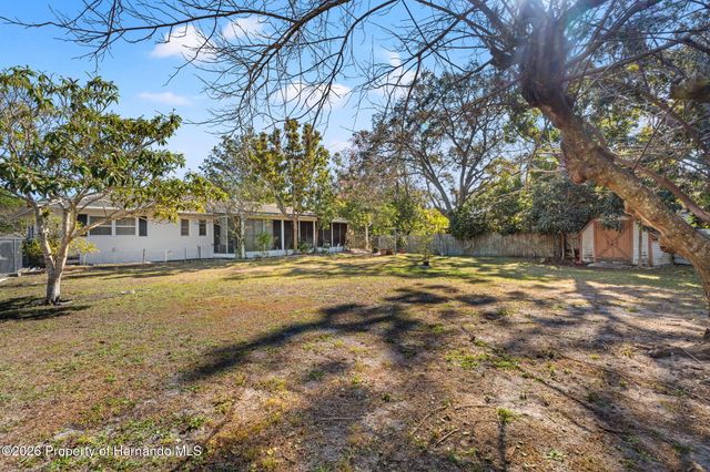 7222 Holiday Drive, Spring Hill, FL 34606