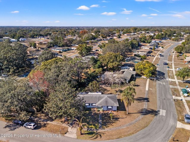 7222 Holiday Drive, Spring Hill, FL 34606