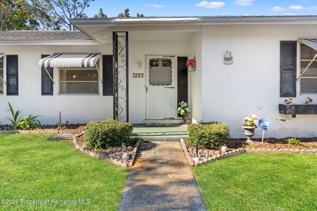 7222 Holiday Drive, Spring Hill, FL 34606