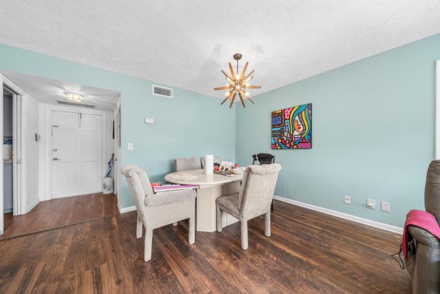 5540 Tamberlane Circle 221, Palm Beach Gardens, FL 33418