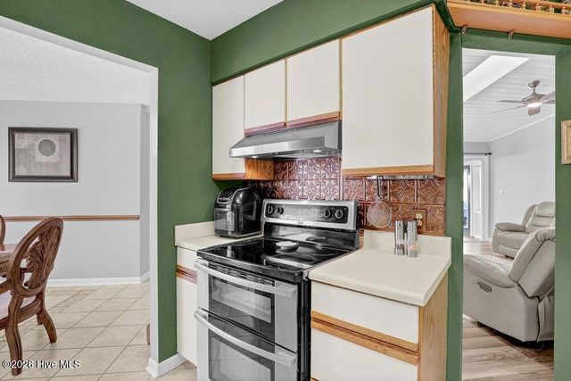 108 Bay Tree Circle, Hampstead, NC 28443