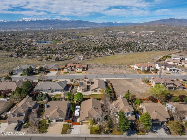 5469 Spanish Moss Drive, Sparks, NV 89436