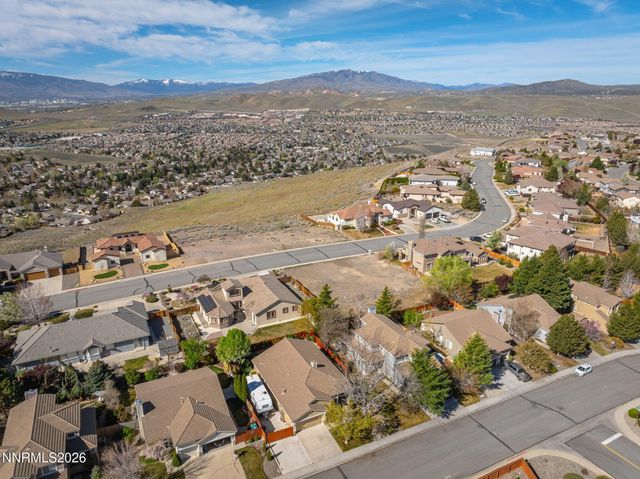 5469 Spanish Moss Drive, Sparks, NV 89436