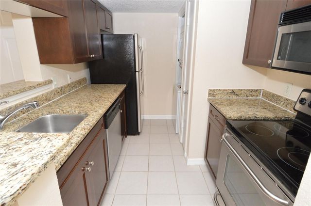 10200 GANDY BOULEVARD N 235, St Petersburg, FL 33702