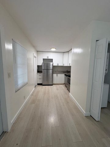 600 NE 46TH Court 5, Oakland Park, FL 33334
