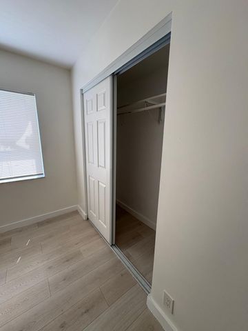 600 NE 46TH Court 5, Oakland Park, FL 33334