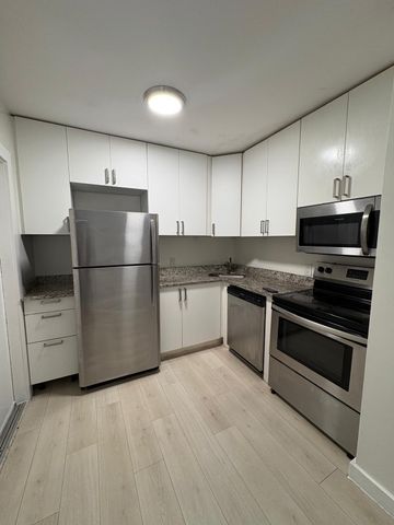 600 NE 46TH Court 5, Oakland Park, FL 33334