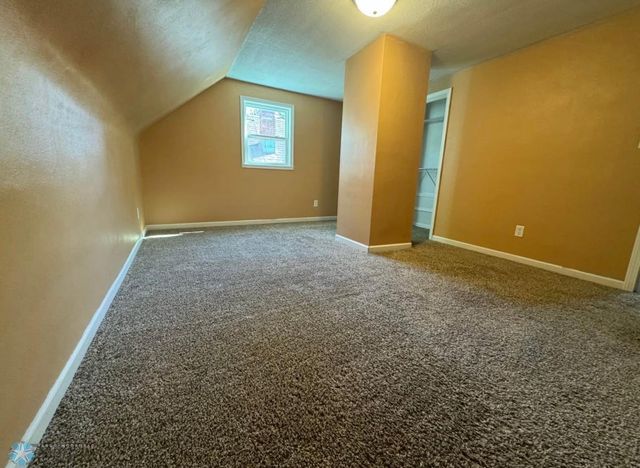 319 13th Street N, Moorhead, MN 56560