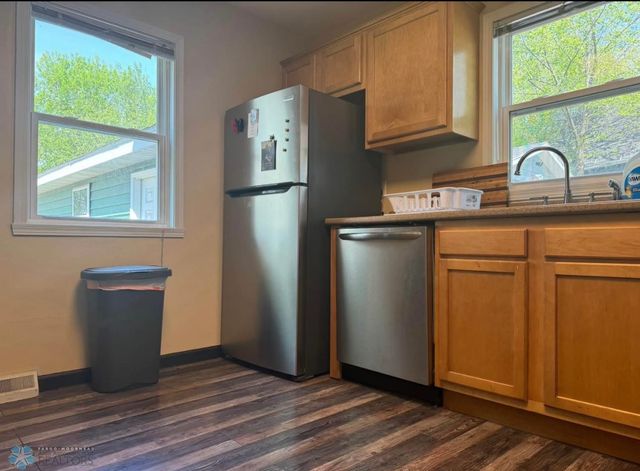 319 13th Street N, Moorhead, MN 56560