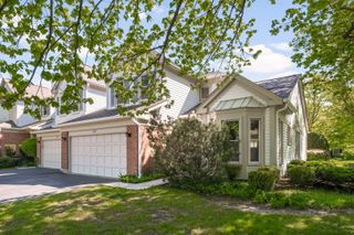 1307 Glengary Court, Wheeling, IL 60090