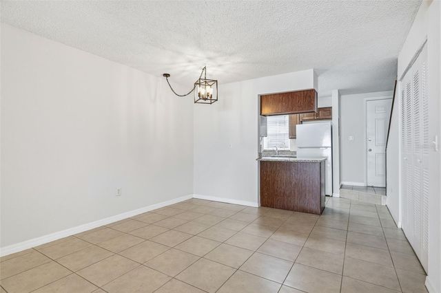 11906 CYPRESS HILL CIRCLE, Tampa, FL 33626