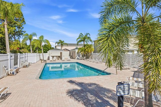 11906 CYPRESS HILL CIRCLE, Tampa, FL 33626
