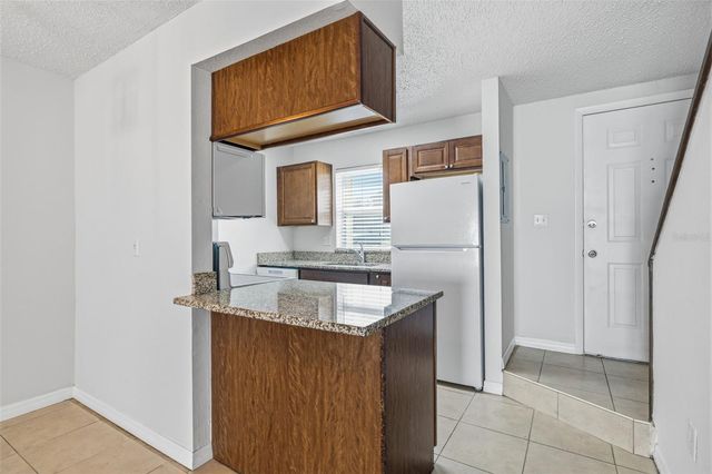 11906 CYPRESS HILL CIRCLE, Tampa, FL 33626