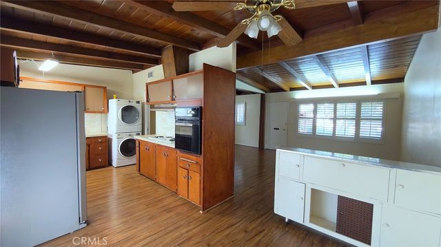 12115 Bromont Avenue, Los Angeles, CA 91340