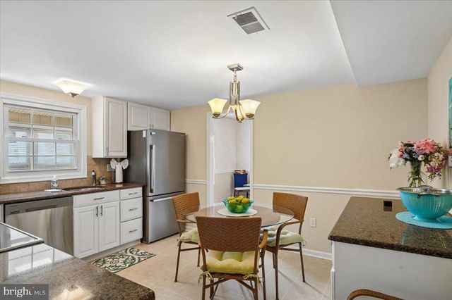 1069 SNOW HILL LN, Gambrills, MD 21054