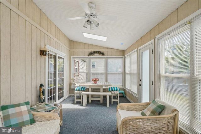 1069 SNOW HILL LN, Gambrills, MD 21054
