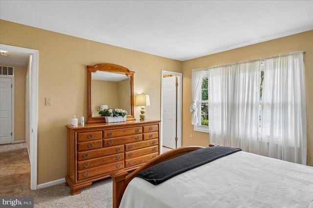 1069 SNOW HILL LN, Gambrills, MD 21054