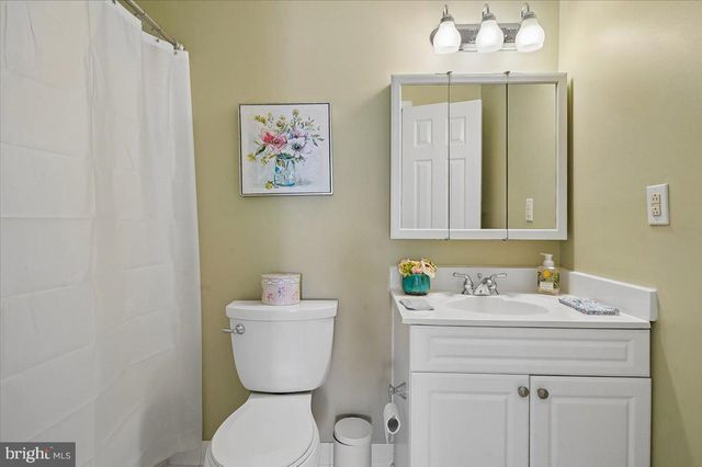 1069 SNOW HILL LN, Gambrills, MD 21054