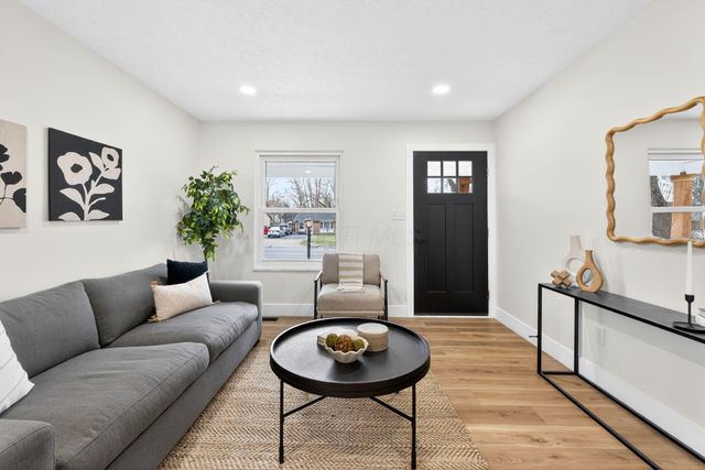 3384 Dempsey Road, Westerville, OH 43081