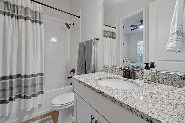 508 BELLISSIMO PLACE, Howey In The Hills, FL 34737