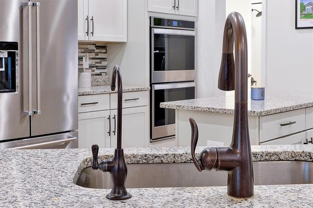 508 BELLISSIMO PLACE, Howey In The Hills, FL 34737