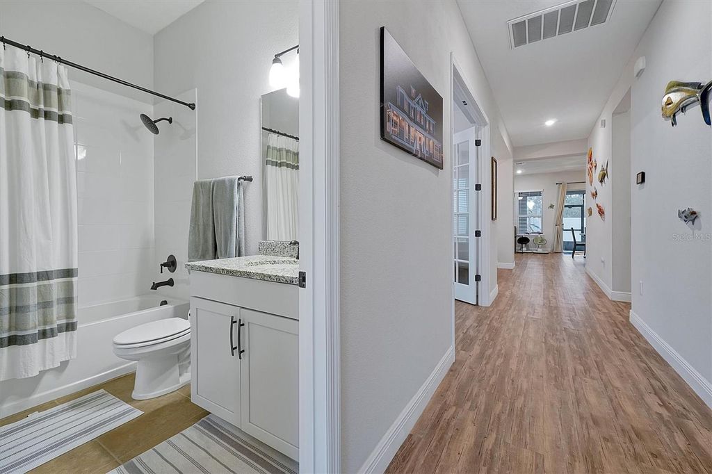 Image 28 of property listing at 508 BELLISSIMO PLACE, Howey In The Hills, FL 34737