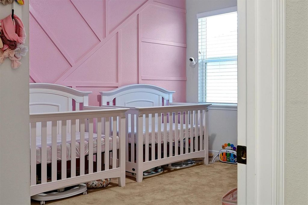 Image 32 of property listing at 508 BELLISSIMO PLACE, Howey In The Hills, FL 34737