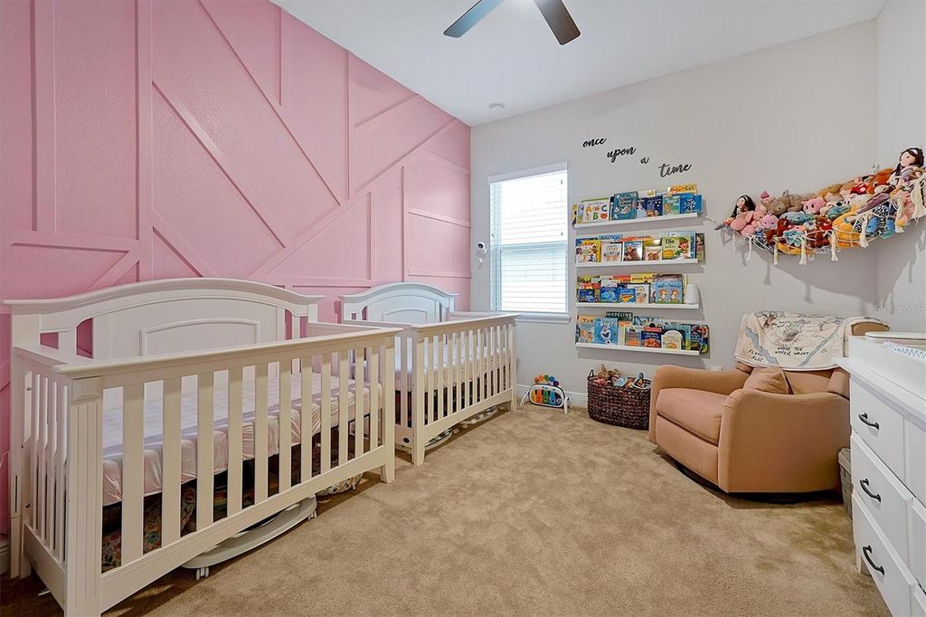 Image 33 of property listing at 508 BELLISSIMO PLACE, Howey In The Hills, FL 34737