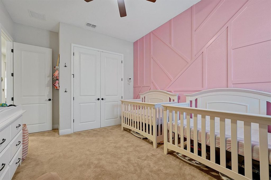 Image 34 of property listing at 508 BELLISSIMO PLACE, Howey In The Hills, FL 34737