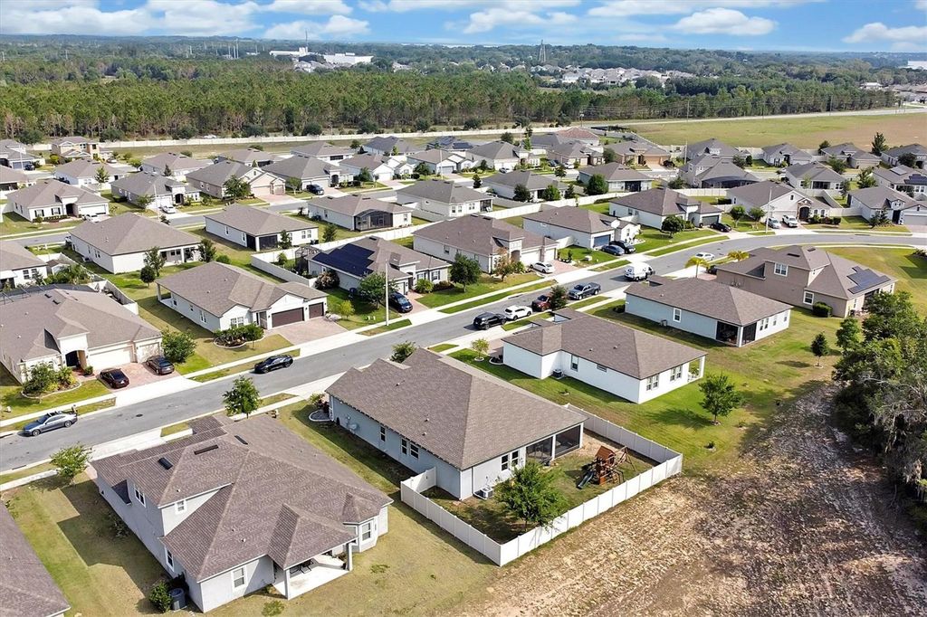 Image 59 of property listing at 508 BELLISSIMO PLACE, Howey In The Hills, FL 34737