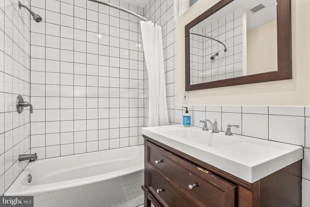 502 G ST NE, Washington, DC 20002