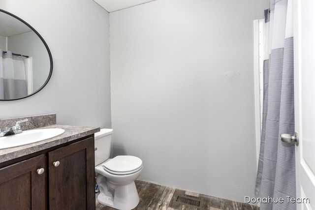 1800 W Main 50, Lowell, MI 49331