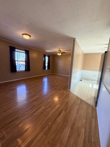 1283 Burtonville Road, Tollesboro, KY 41189