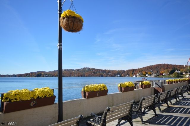 270 Springbrook Trl, Sparta Twp., NJ 07871