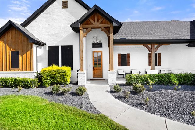 1074 Pioneer Crossing, Weatherford, TX 76088