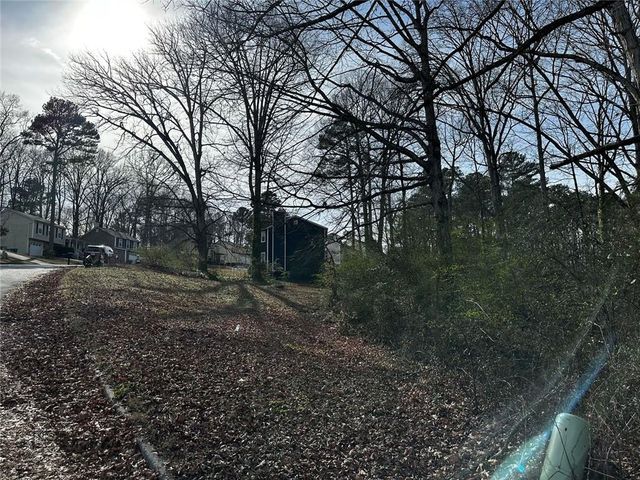 5566 La Fleur Trail, Lithonia, GA 30038