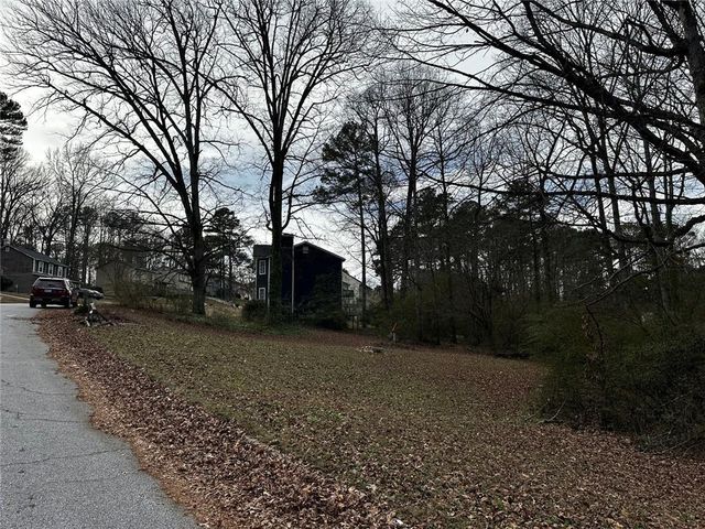 5566 La Fleur Trail, Lithonia, GA 30038