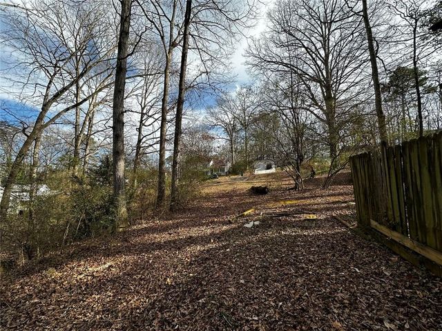 5566 La Fleur Trail, Lithonia, GA 30038