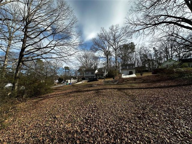 5566 La Fleur Trail, Lithonia, GA 30038