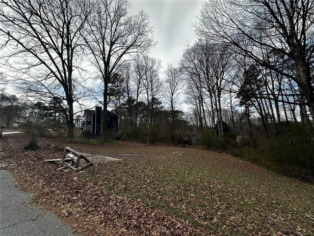 5566 La Fleur Trail, Lithonia, GA 30038