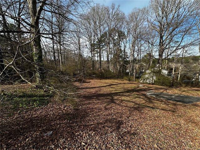 5566 La Fleur Trail, Lithonia, GA 30038