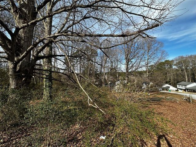 5566 La Fleur Trail, Lithonia, GA 30038