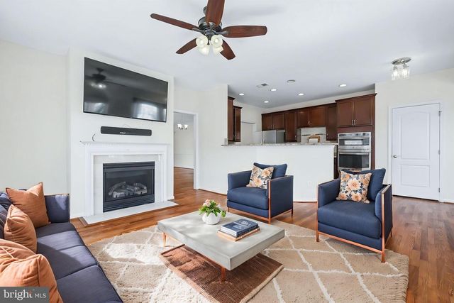 43411 BRIAR CREEK TER, Ashburn, VA 20147