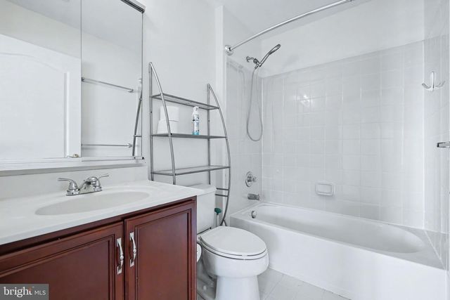 43411 BRIAR CREEK TER, Ashburn, VA 20147