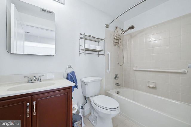 43411 BRIAR CREEK TER, Ashburn, VA 20147
