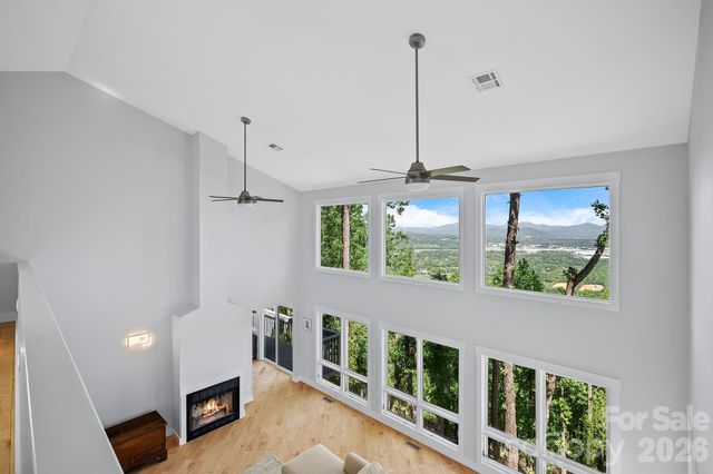 115 Chestnut Ridge Road, Mills River, NC 28759