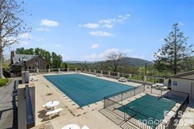 115 Chestnut Ridge Road, Mills River, NC 28759